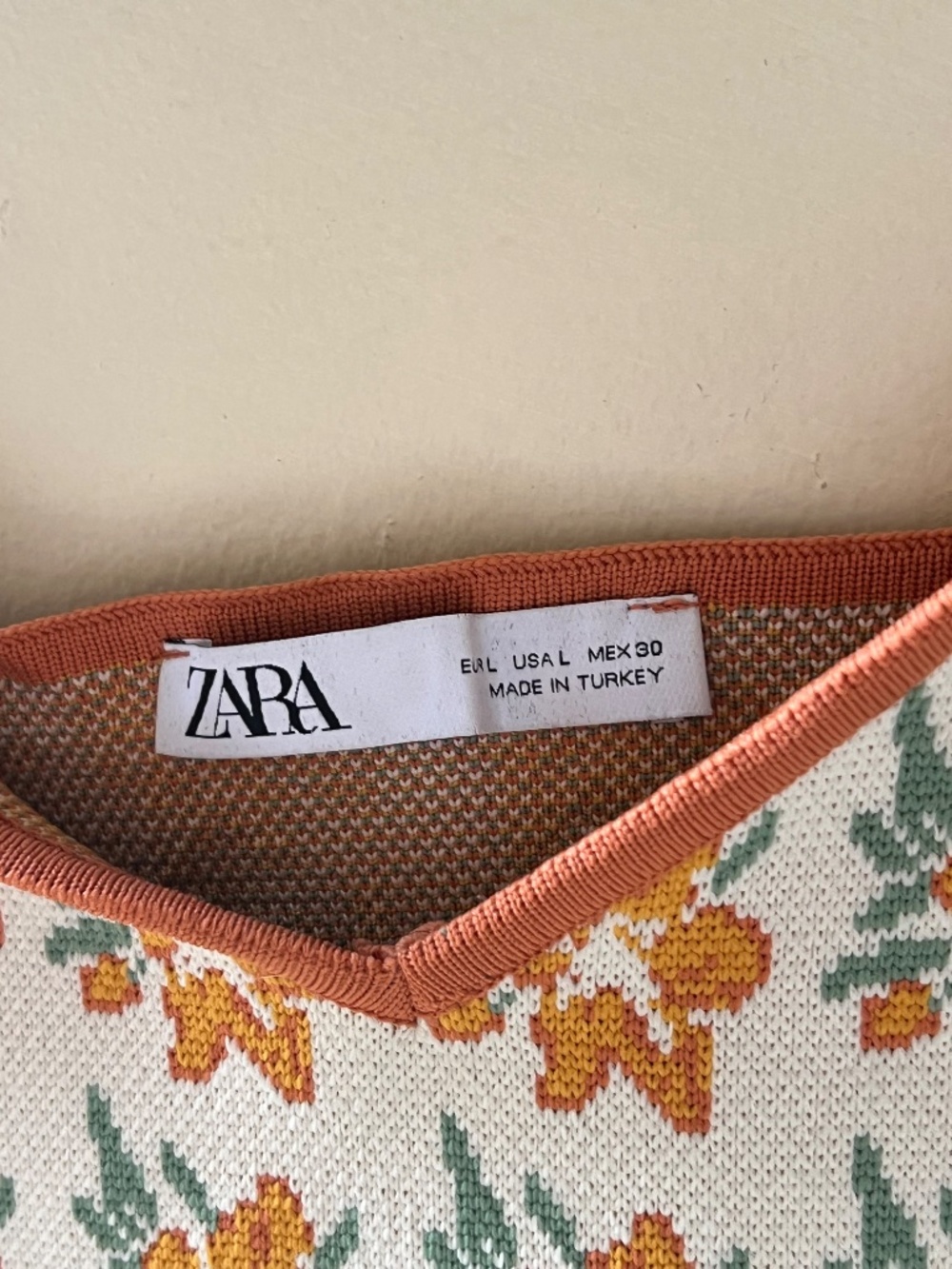 Zara Floral Detail Top and Sweater Set - Picture 4 of 8